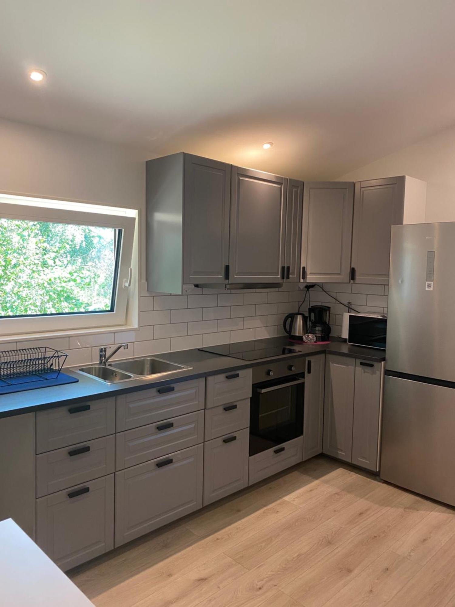 Apartamento Sjoelanda Sjuntorp Exterior foto
